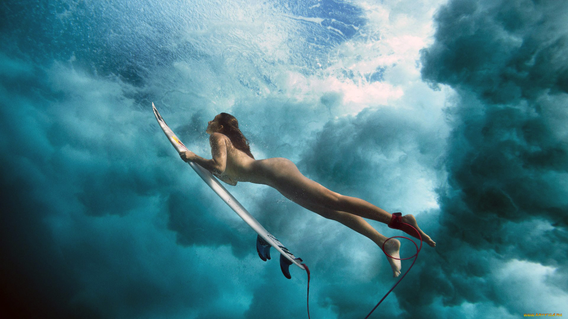 Nude Girls Surfing