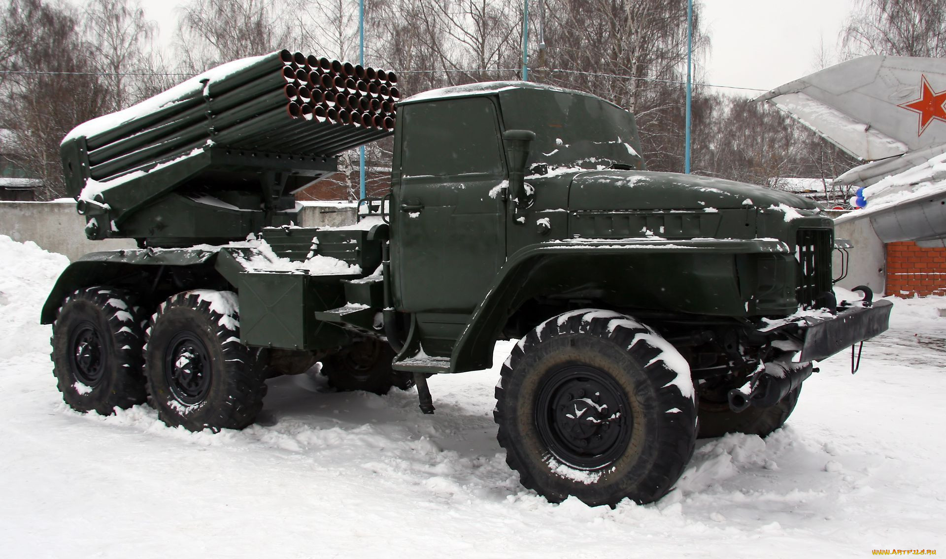 Виталий кузьмин фото военной техники