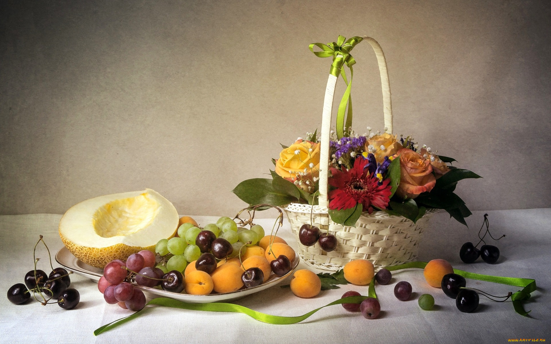 Натюрморты с фруктами и цветами фото и