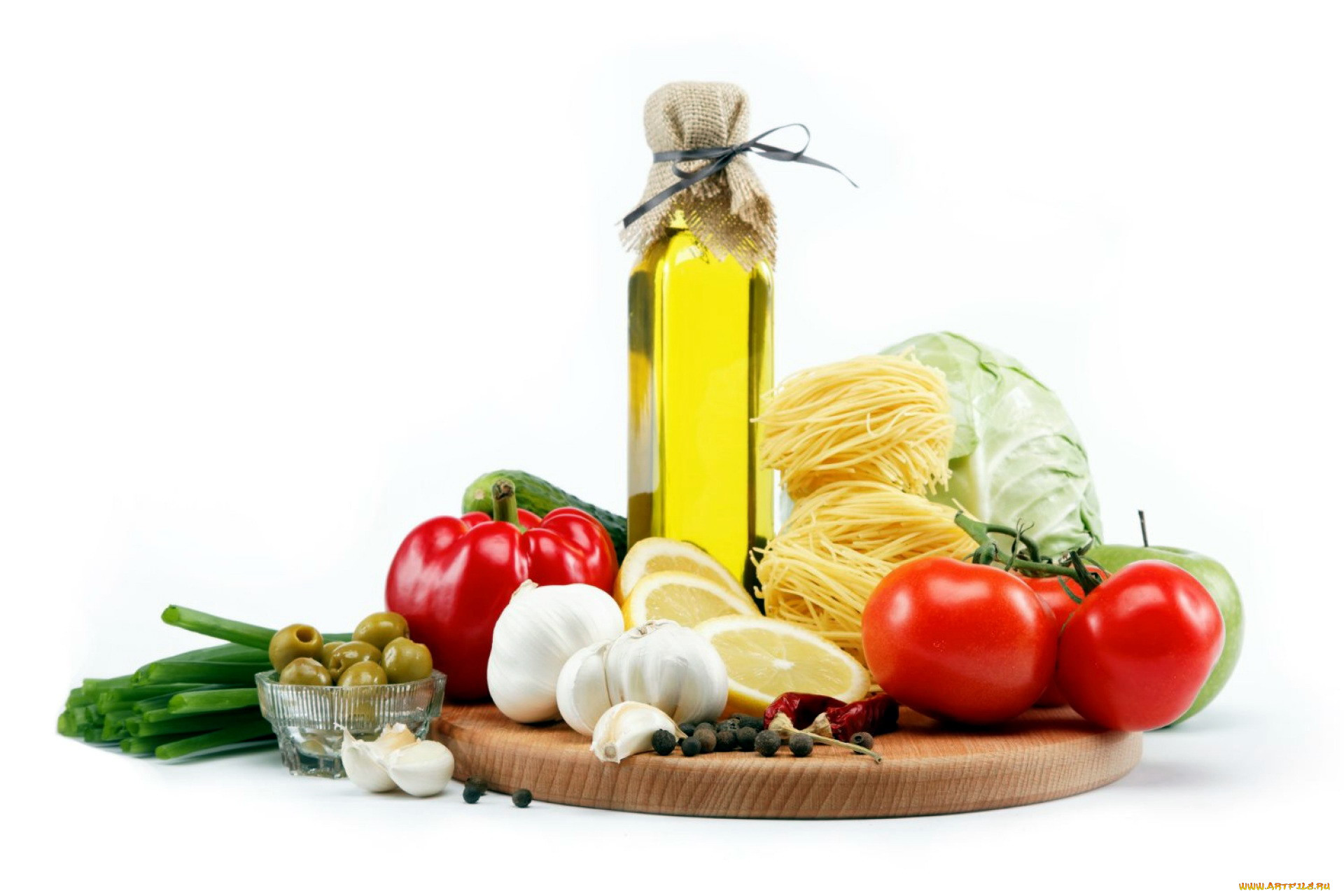 Оливковое масло с овощами. Диета Средиземноморская. Овощи маслом. Средиземная диета. Средиземноморская диета продукты.