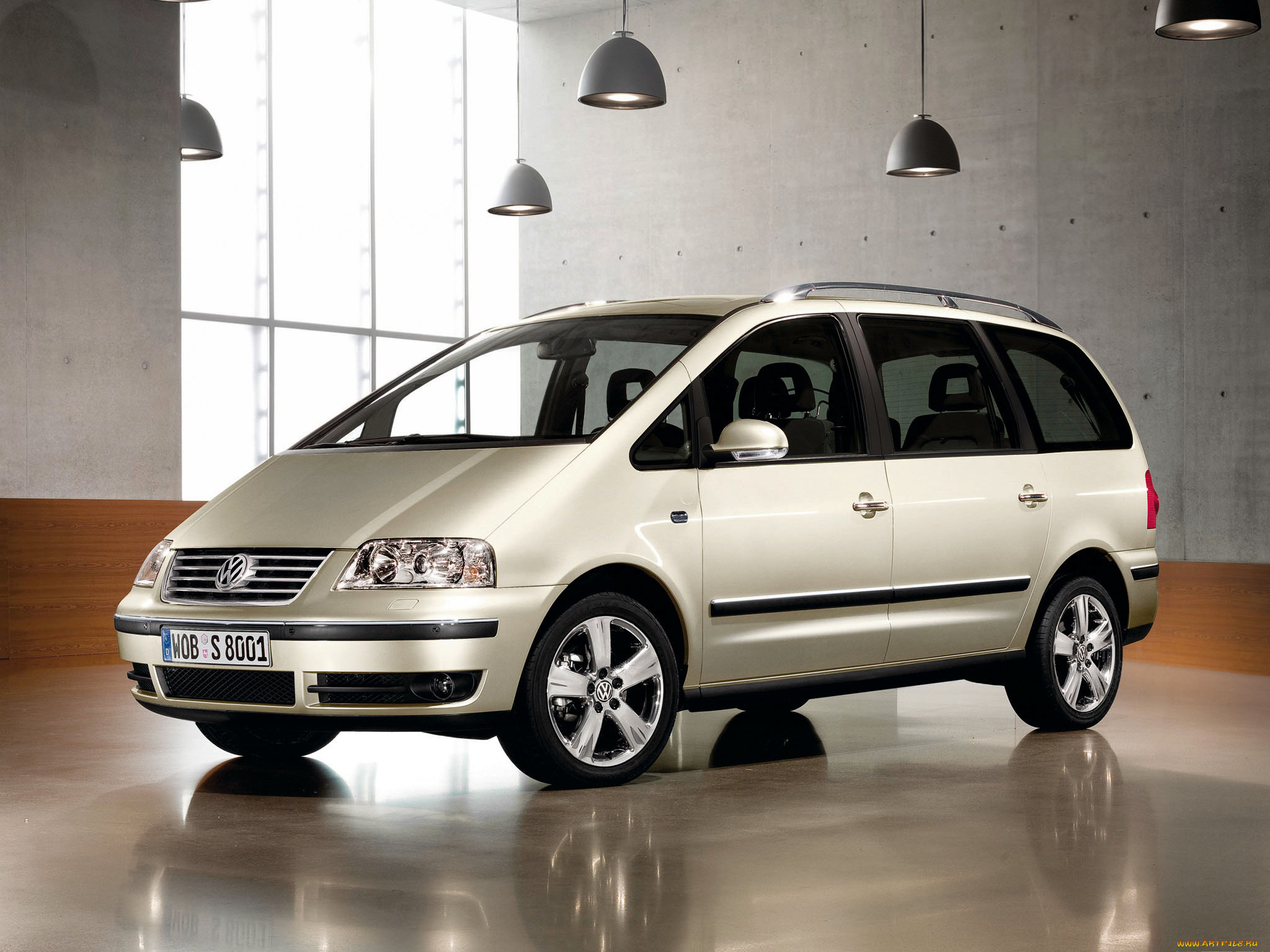 Купить Volkswagen Sharan