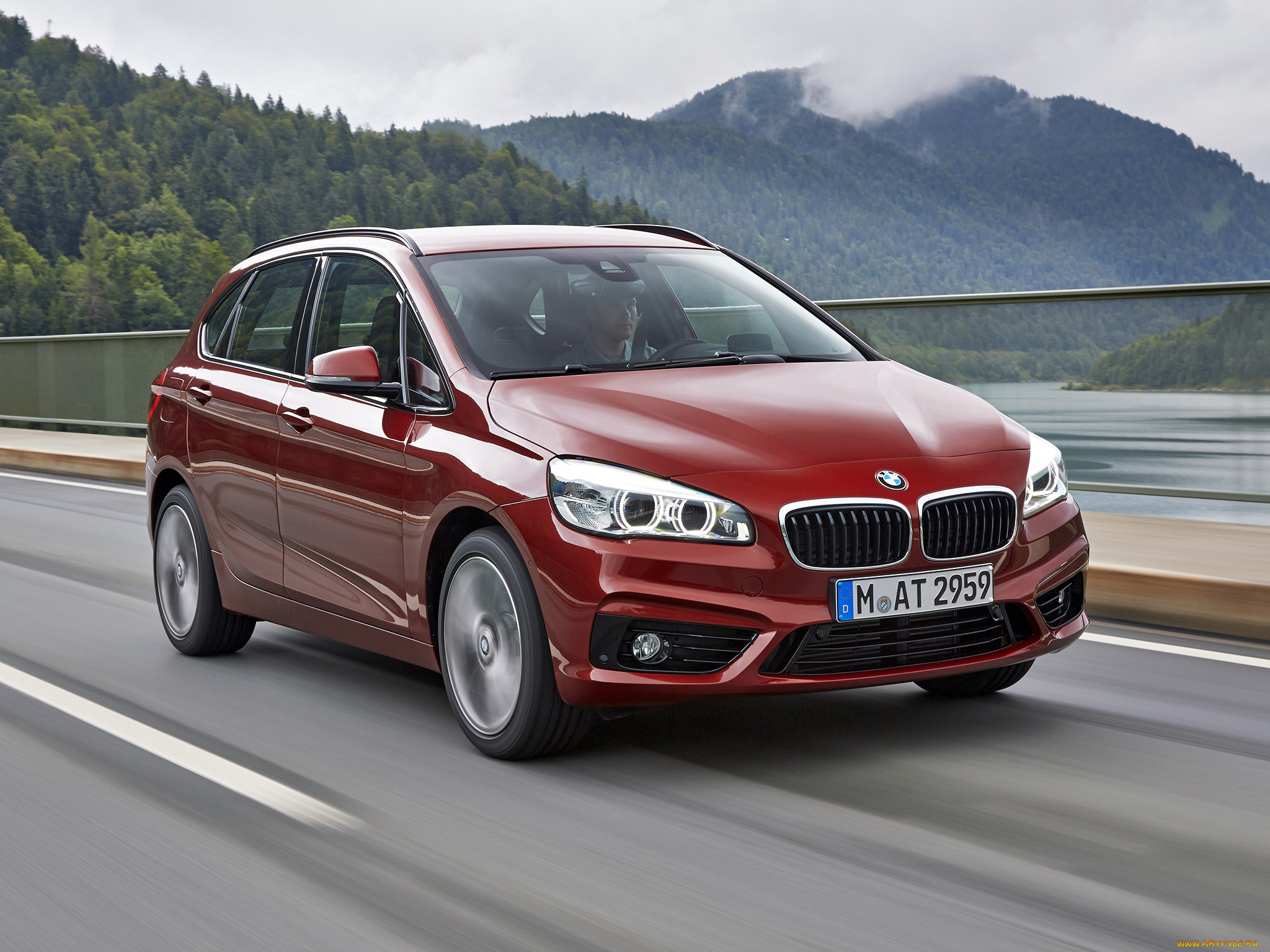 Bmw 218i фото