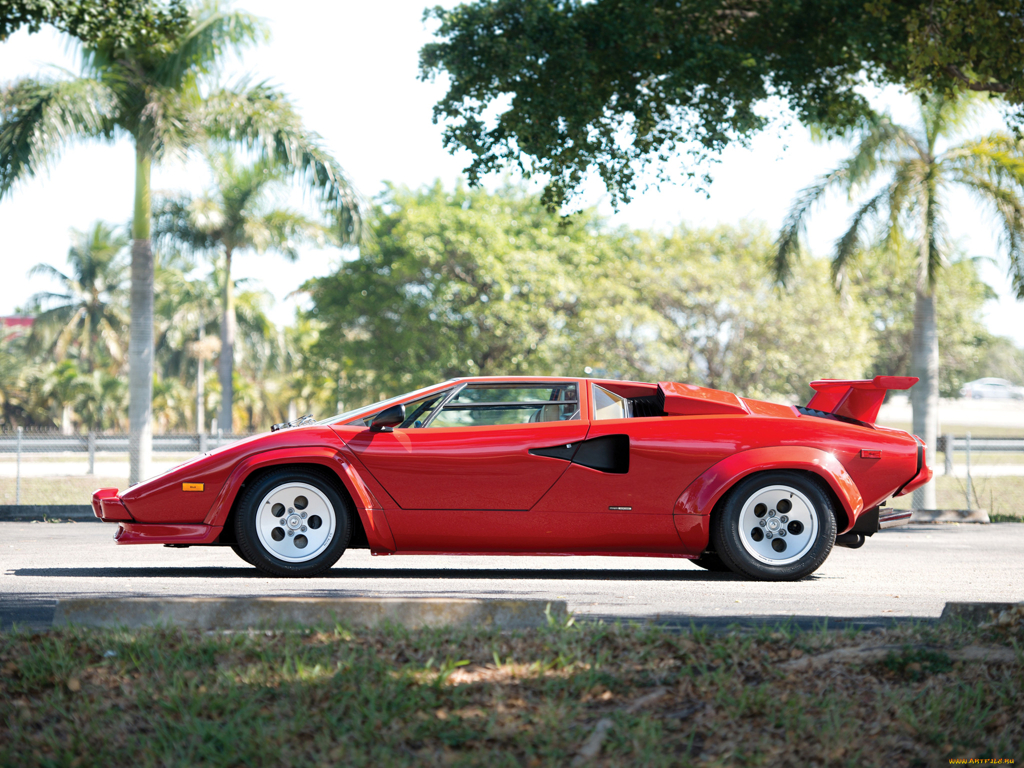 Lamborghini Countach Цена