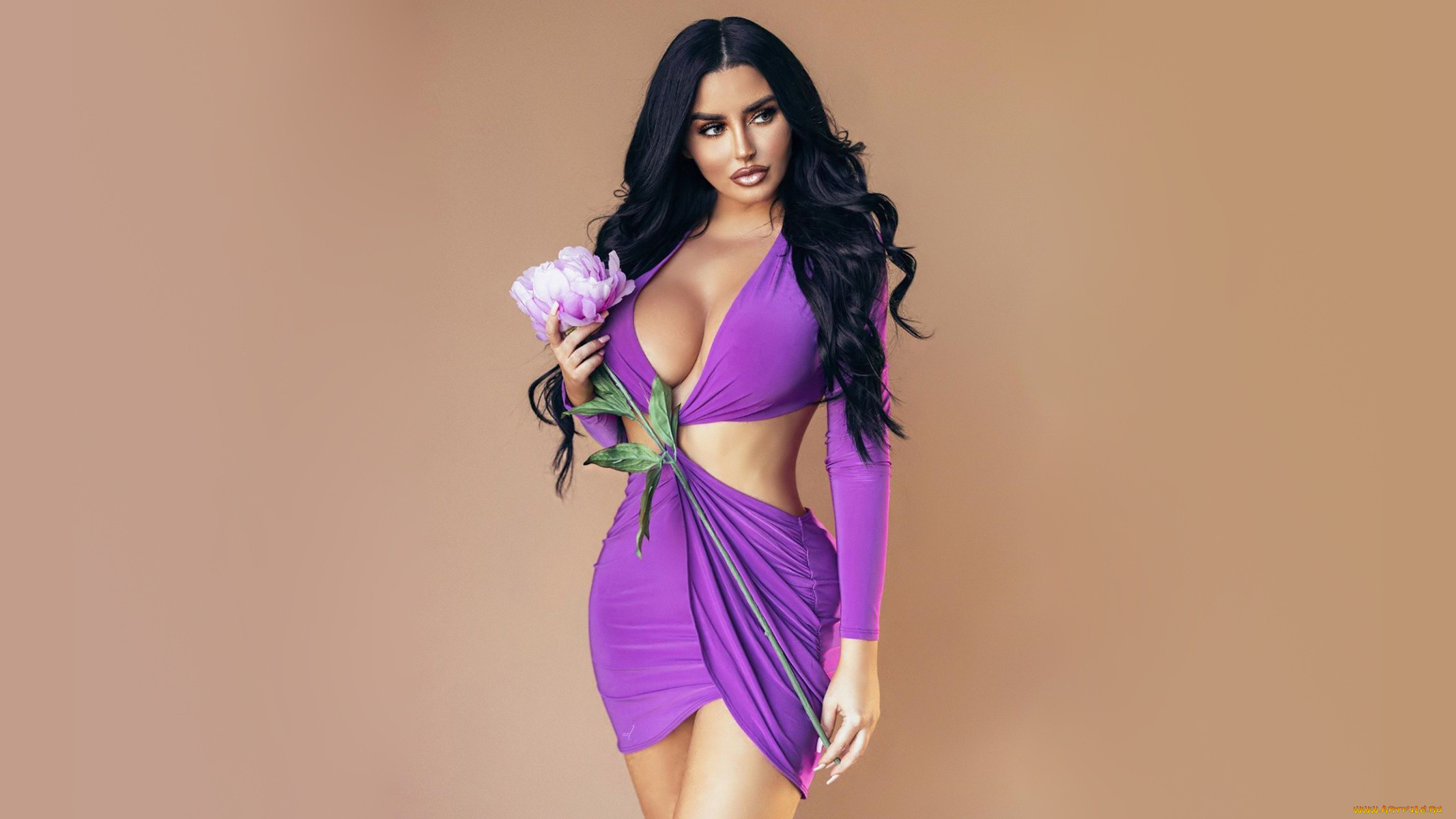 Abigail Ratchford Escort