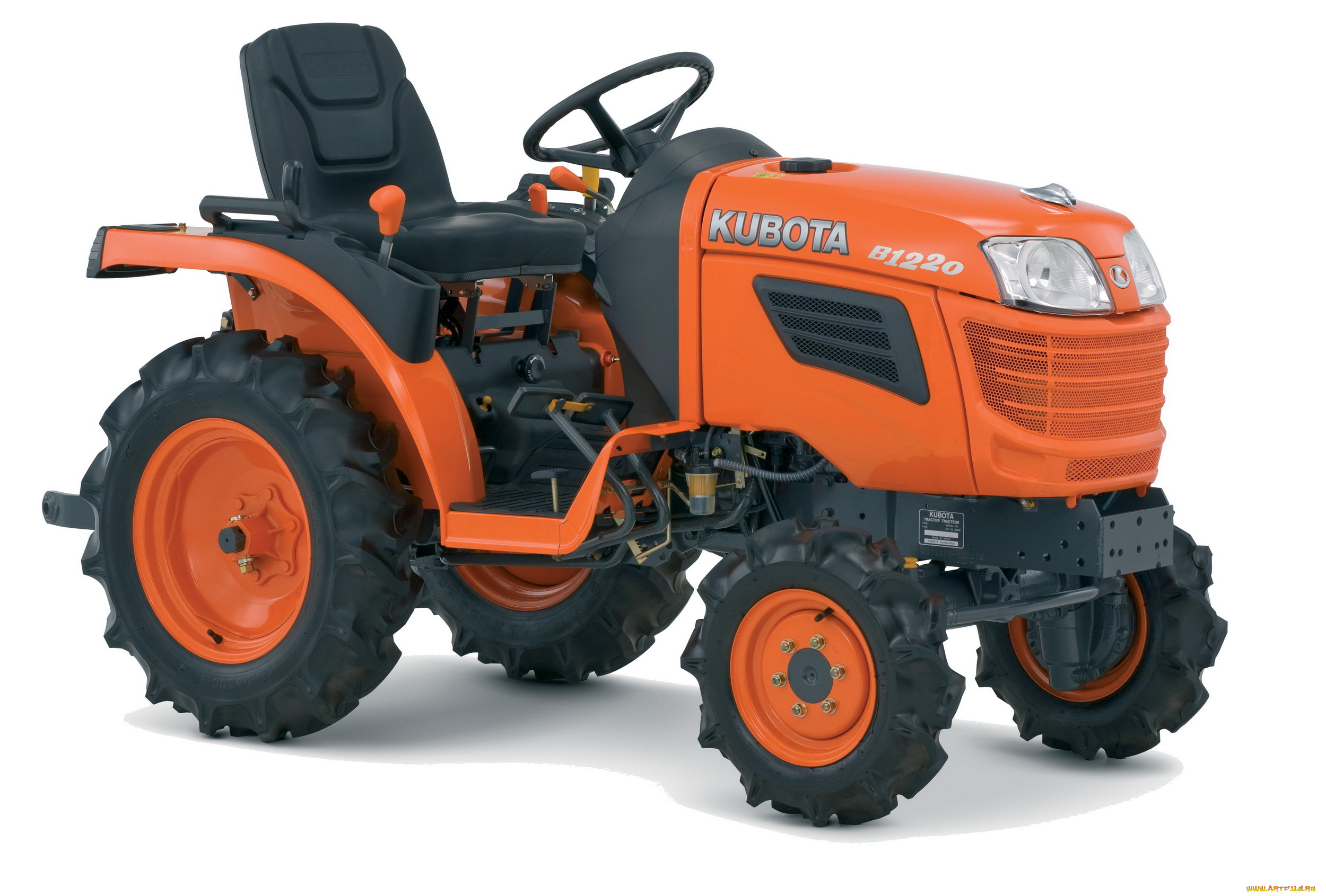 Маленький трактор. Kubota b1220. Японский трактор Кубота. Маленький трактор Кубота. Кубота минитрактор 12л с.