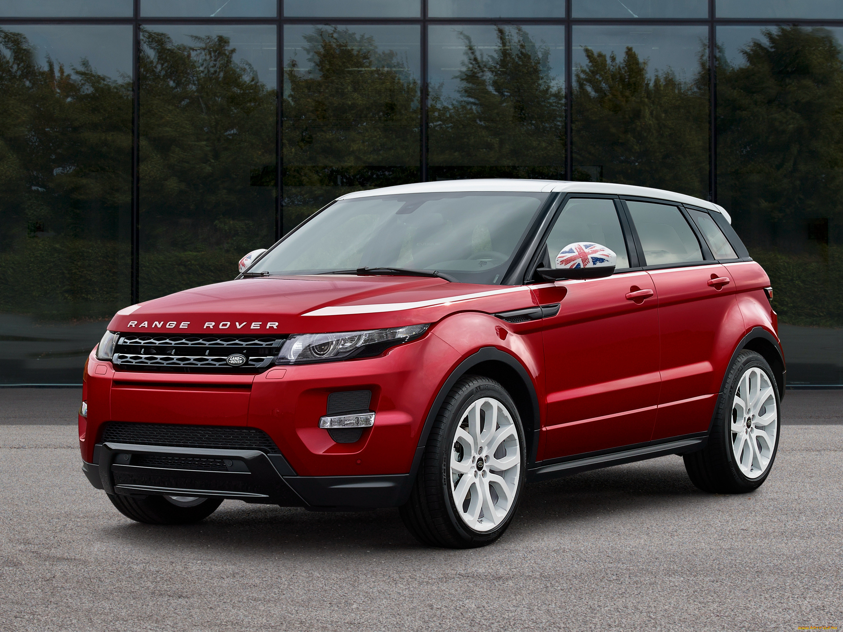 Ленд ровер эвок. Ленд Ровер Эвог. Range Rover Evoque. Рендж Ровер Эвок 2014. Land Rover range Rover Evoque 2015.