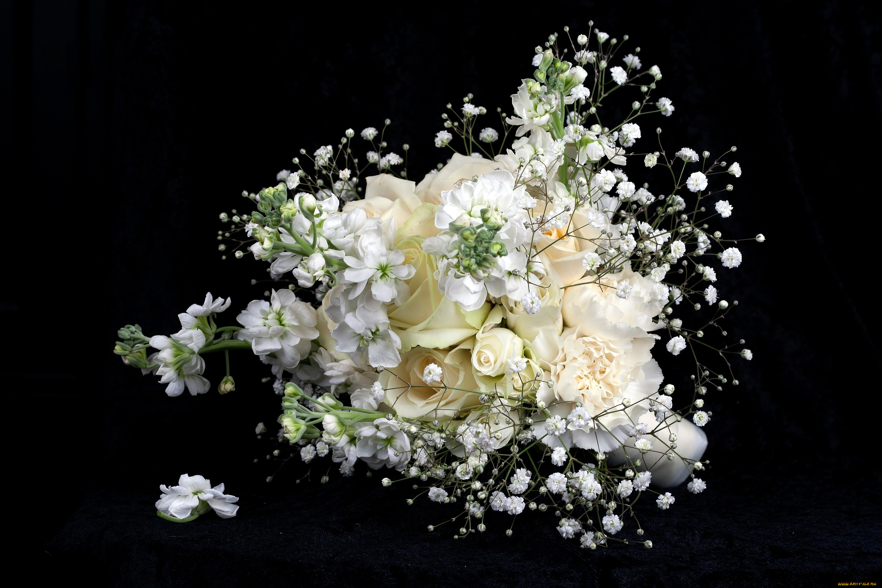 Футаж букет цветов. Белые цветы. Красивый букет цветов. Свадебные цветы. Изысканные цветы.