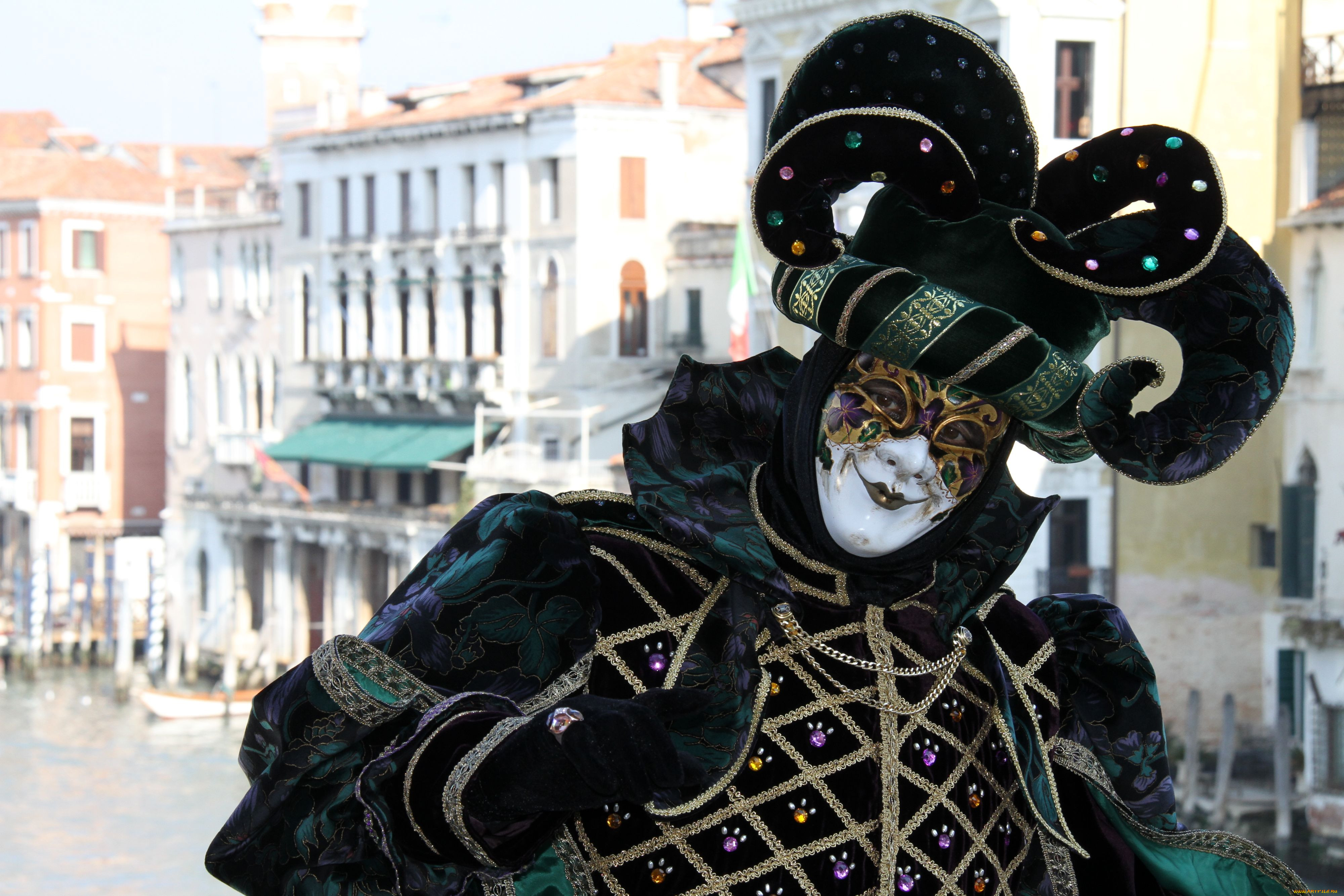 Венецианский карнавал костюмы мужские