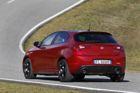      4096x2731 , alfa romeo, 940, 2016, alfa, romeo, giulietta, veloce