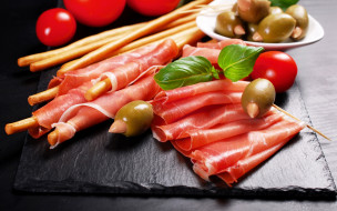      2880x1800 ,  , tomato, olives, , , , , bacon