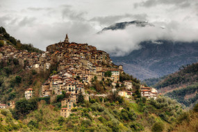 Apricale - Liguria - Italy.     2000x1336 apricale - liguria - italy, , - , , 