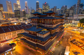Chinese temple, Singapore city     2048x1339 chinese temple,  singapore city, ,  , , , 