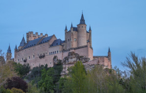 Alcázar de Segovia     2048x1310 alc&, 225, zar de segovia, ,  , , 