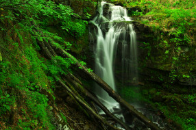      2048x1362 , , , , , , , waterfall, stream, water, leaves, autumn