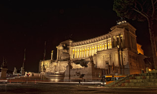 Vittonano Monument In Rome     2000x1197 vittonano monument in rome, , ,   , , , 
