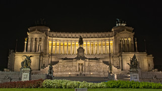 Vittonano Monument in Rome, Italy.     2000x1131 vittonano monument in rome,  italy, , ,   , , , 