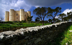 Castel del Monte, Puglia, Italy обои для рабочего стола 2560x1600 castel del monte,  puglia,  italy, города, замки италии, italy, puglia, castel, del, monte