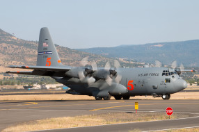 C-130H Hercules     2048x1365 c-130h hercules, , - , , 