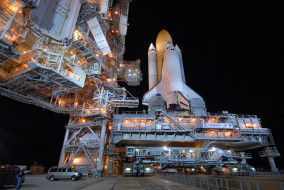 space shuttle Discovery     2048x1371 space shuttle discovery, , ,  , 