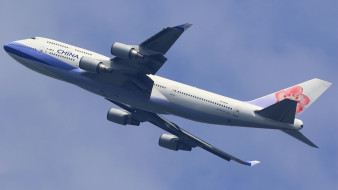 Boeing 747     2048x1152 boeing 747, ,  , 