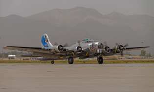 Boeing B-17G Flying Fortress     2048x1237 boeing b-17g flying fortress, ,  , 