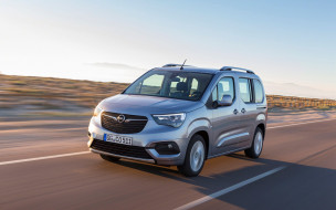 2018 Opel Combo Life     3840x2400 2018 opel combo life, , opel, , , , road, minivans, motion, blur, 2018, combo, life