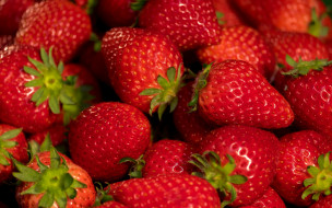      2560x1600 , ,  , sweet, wood, fresh, strawberry, , , berries, 