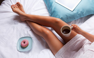     2880x1800 , ,   , legs, bed, coffee, breakfast