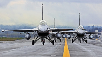 f-16 fighting falcon, авиация, боевые самолёты, истребитель, ввс, сша, взлетная, полоса, fighting, falcon, f16, general, dynamics, военная