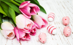      2880x1800 , , , , , happy, wood, pink, flowers, tulips, easter, eggs, decoration