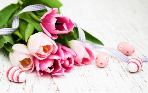     2880x1800 , , , , , happy, wood, pink, flowers, tulips, easter, eggs, decoration