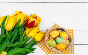      2880x1800 , , , , colorful, , happy, yellow, wood, pink, flowers, tulips, easter, eggs, decoration
