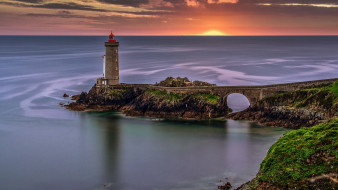 Petit Minou Lighthouse,Brittany,France     2560x1440 petit minou lighthouse, brittany, france, , , petit, minou, lighthouse