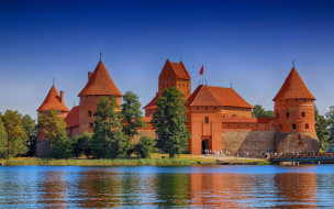 Trakai Castle     2560x1600 trakai castle, ,   , , trakai, castle