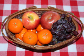 еда, фрукты,  ягоды, мандарины, виноград, яблоки