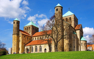 St Michaels Church,Hildesheim,Germany     2560x1600 st michaels church, hildesheim, germany, , -  ,  ,  , st, michaels, church