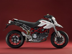     157831 (a):sparco :2048x1536