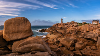 Ploumanach Lighthouse,France     2560x1440 ploumanach lighthouse, france, , , ploumanach, lighthouse