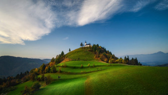 the sv, jakob hill, polhov gradec hill range, near ljubljana, города, - католические соборы,  костелы,  аббатства, холм, костел