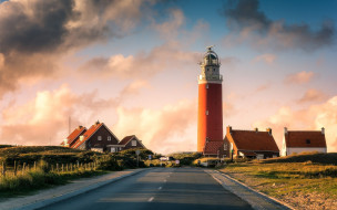 Eierland Lighthouse,Netherlands     2048x1280 eierland lighthouse, netherlands, , , eierland, lighthouse