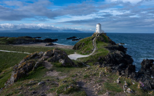 Twr Mawr lighthouse,North Wales     2560x1600 twr mawr lighthouse, north wales, , , twr, mawr, lighthouse, north, wales