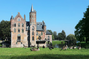 Wissekerke Castle,Belgium     1920x1280 wissekerke castle, belgium, ,  , wissekerke, castle