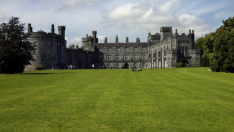 Kilkenny Castle,Ireland     2560x1440 kilkenny castle, ireland, ,  , kilkenny, castle