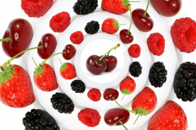 еда, фрукты,  ягоды, клубника, ежевика, малина, вишня