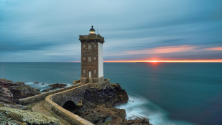 Kermorvan Lighthouse,France     2560x1440 kermorvan lighthouse, france, , , kermorvan, lighthouse