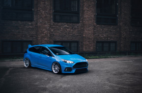 Ford Focus RS     2048x1350 ford focus rs, , ford, focus, rs, blue, front, wheels, stance