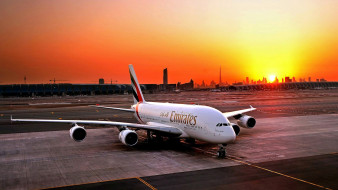 Airbus A380 Emirates     1920x1080 airbus a380 emirates, ,  , , , , 
