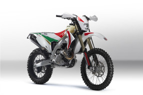     1723580 (a):sparco :6720x4480