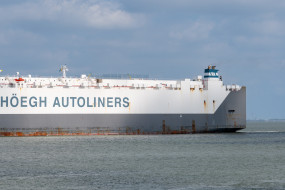 ,  , ro-ro, container, carrier, 