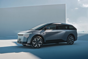     1753076 (a):sparco :3000x2000